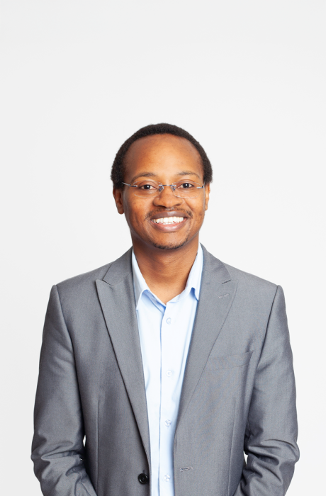 Dr Lionel Munemo